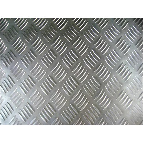    Industrial Chequered Aluminium Wholesaler in Plates